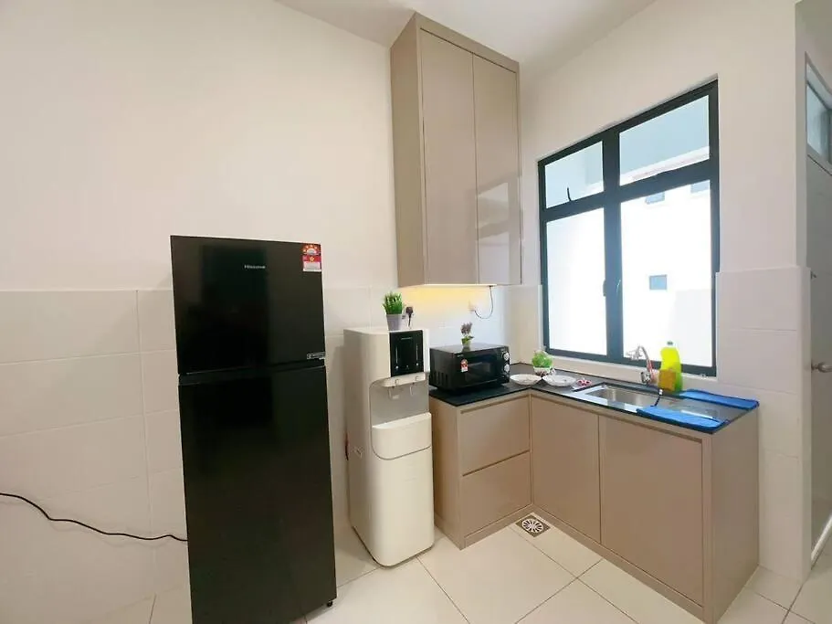 Holiday home A17 Tebing Dato Onn 7 Johor Bahru